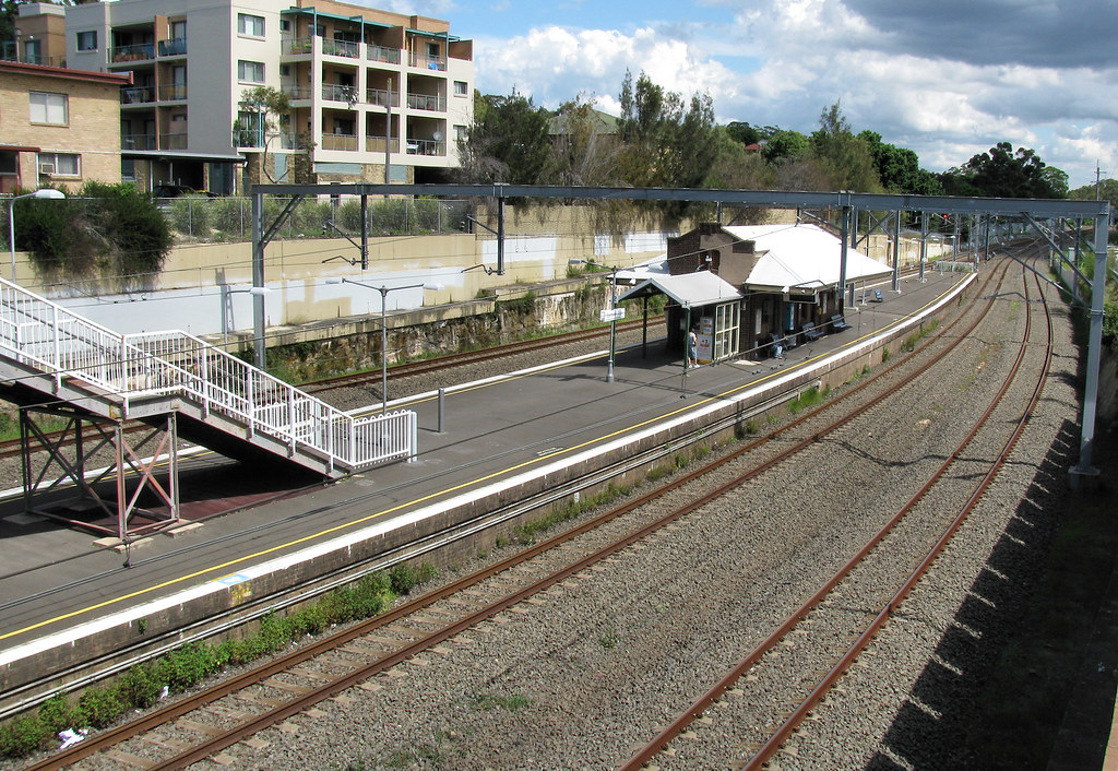 Railway Station, Bardwell Park, Sydney, NSW. dunedoo Flickr