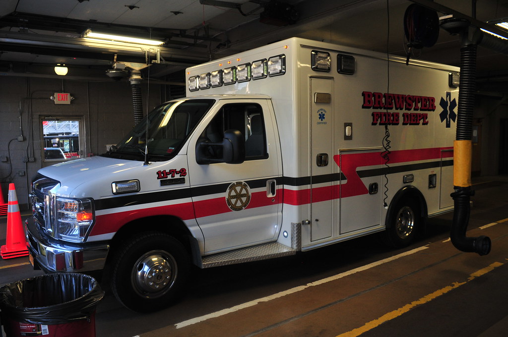 Brewster Fire Department Ambulance 1172 2017 Ford E350 … Flickr