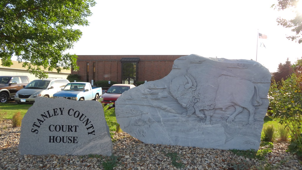 Stanley County Courthouse, Fort Pierre, SD (2) Fort Pierre… Flickr