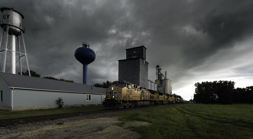 Stormy weather, Manly IA Union Pacific Railroad Albert Lea… Flickr