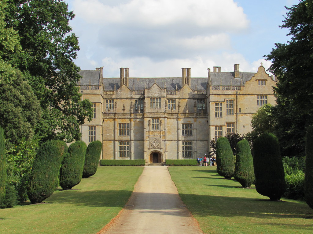 Montacute Montacute House (Somerset) Michael Day Flickr