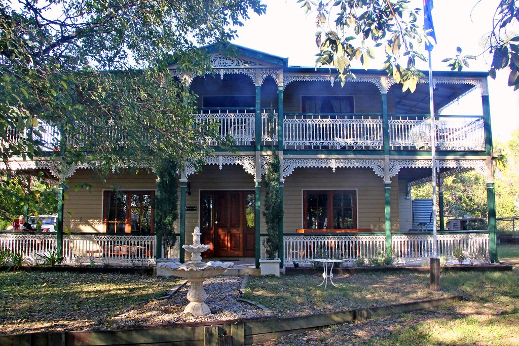 Grove Manor Ashgrove, Queensland. We stayed here overnight… Flickr