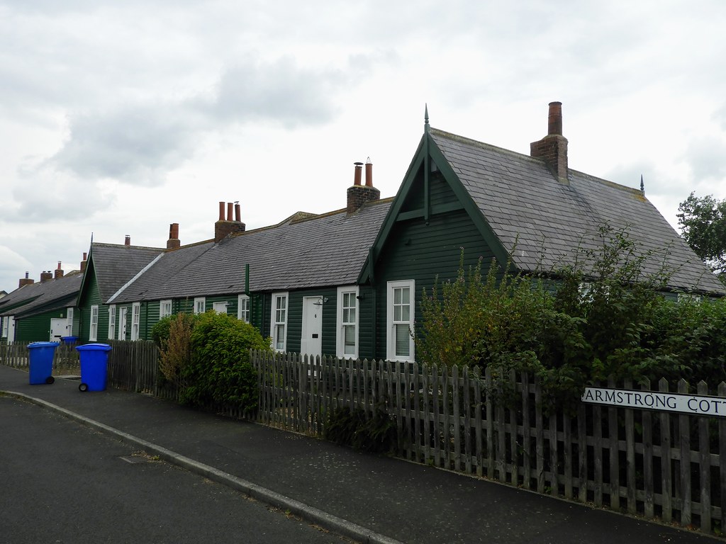 Armstrong Cottages Links Road, Bamburgh. Built in 1894 for… Flickr