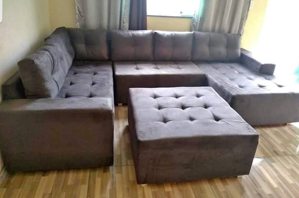 Sofá de canto Grande + PUFF Sofá de canto Grande + PUFF fe… Flickr