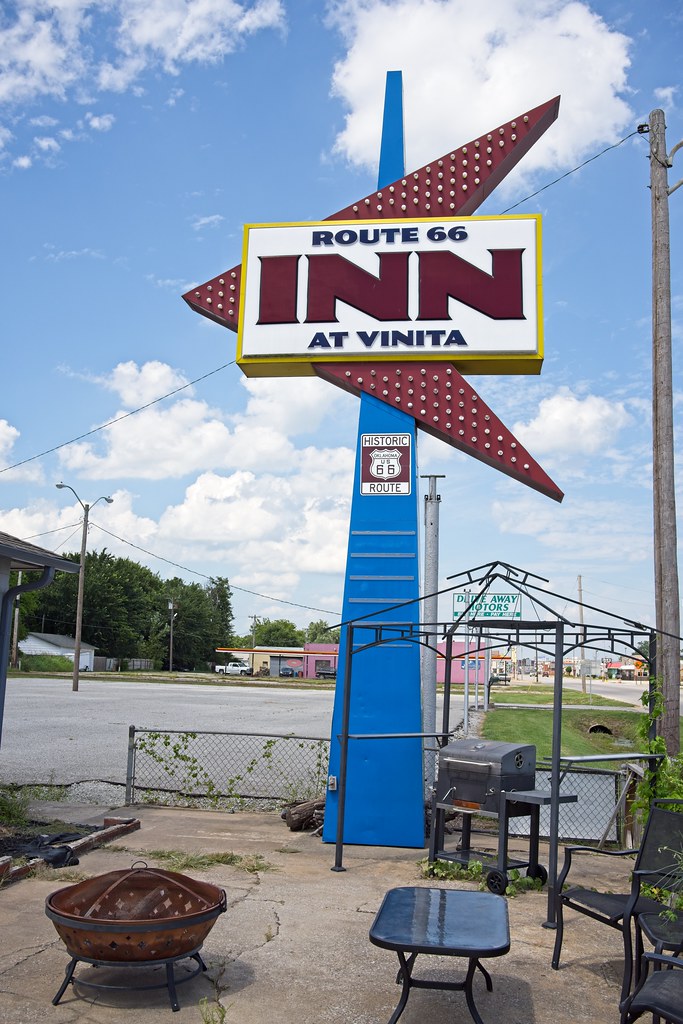 Route 66 Inn at Vinita I was not able to find much history… Flickr