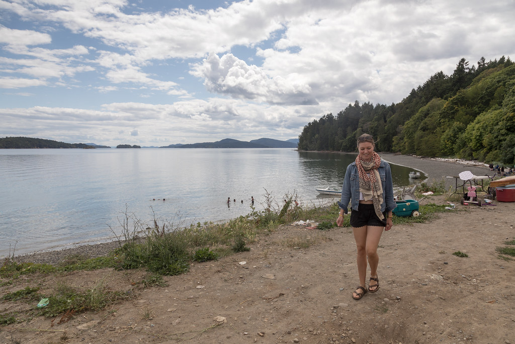 Penelakut Island War Canoe Races photography by Kris Krüg … Flickr