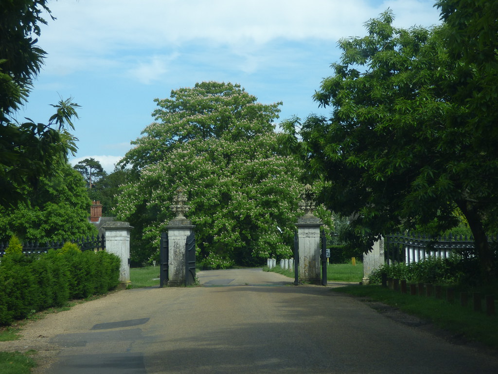 Park Gates, Ickworth a photo on Flickriver