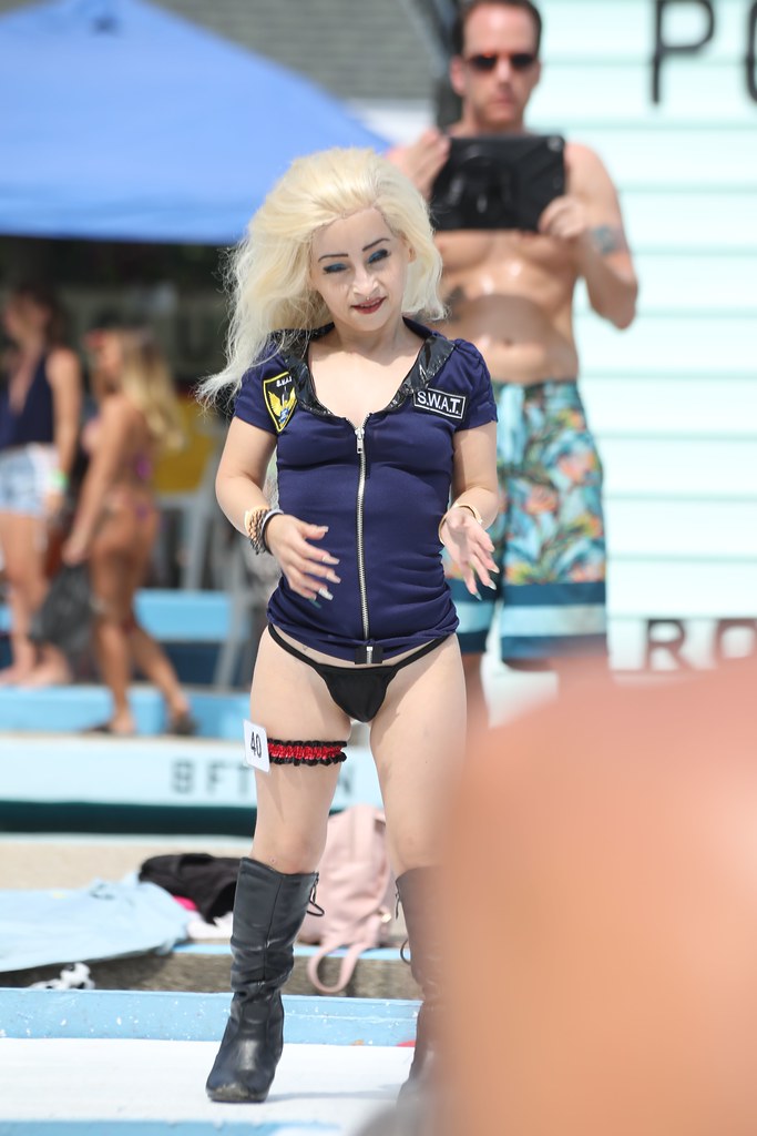 Nudes-a-Poppin Sunday 21st July 2019 - 0932 | Nudes-a-Poppin… | Flickr