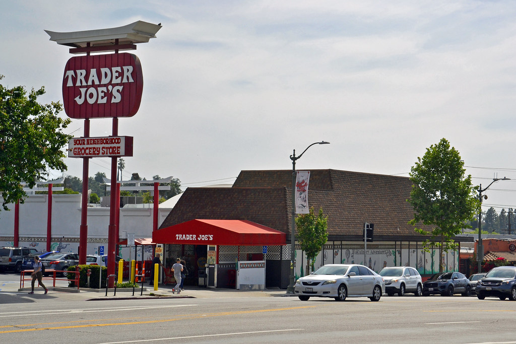 DSC_0479p1 Trader Joe's, Eagle Rock. The Eagle Rock Trader… Flickr