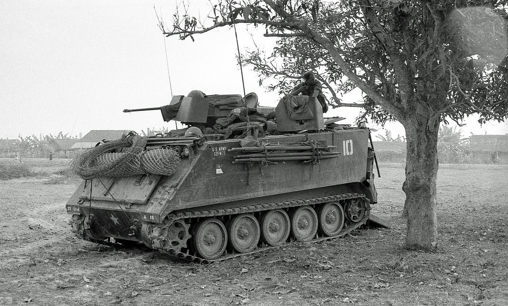 M113 acav "A" troop , 3/4th Cavalry , 25th Infantry Divisi… Flickr
