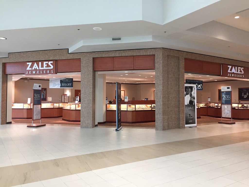 Zales Jewelers Zales Jewelers 701 Lynnhaven Parkway, Lynnh… Flickr