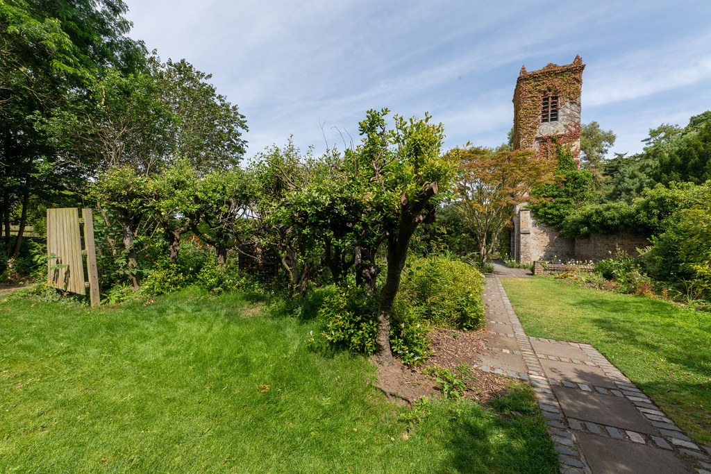 THE CLOCK TOWER [ST. ANNE'S PARK IN RAHENY]154703 Flickr