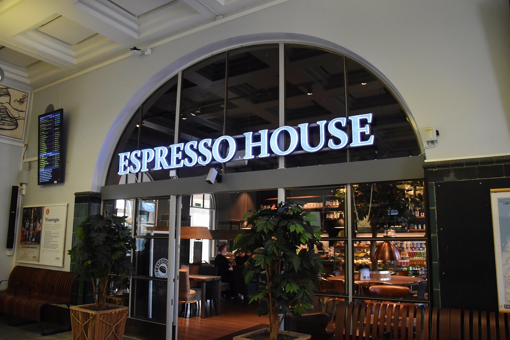 Espresso House, Lund, Sweden Custom_Cab Flickr