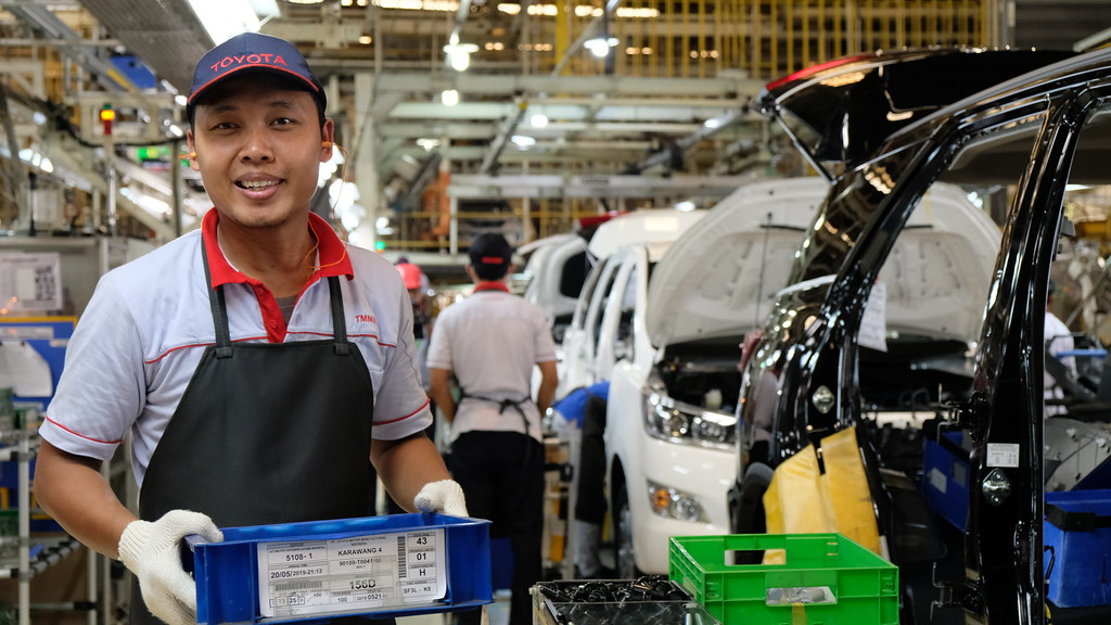 Workers at PT. Toyota Manufacturing Indonesia Workers at P… Flickr