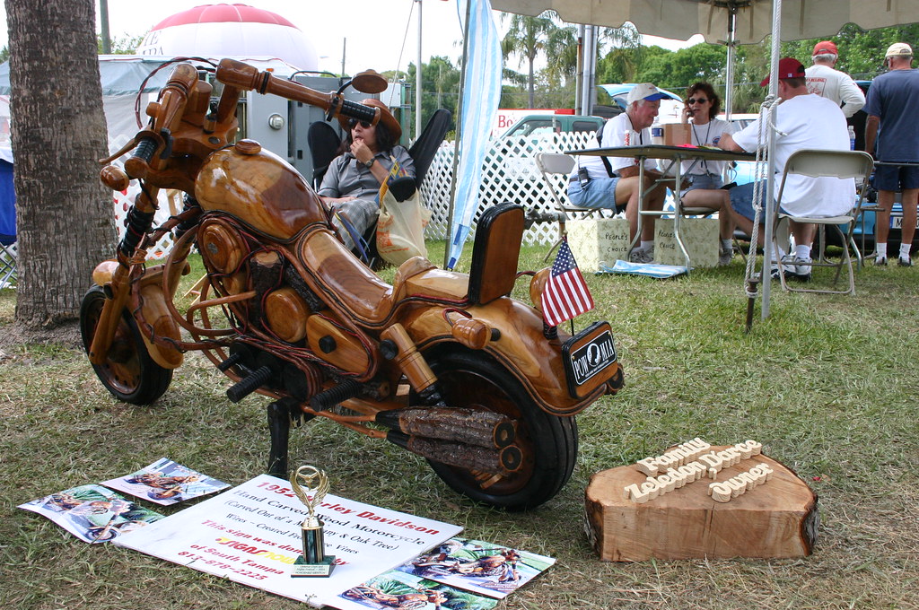 1952 Harley Davidson Wood Carved Motorcycle, 2004 Oldsmar … Flickr