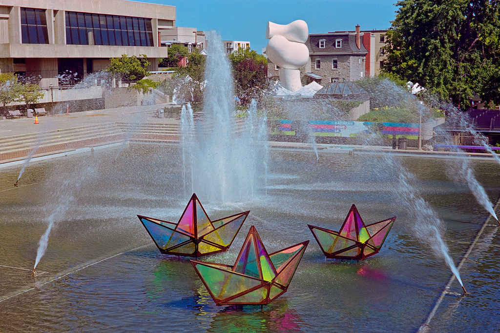 Place du Portage, Gatineau Quebec Voigtlander Vitessa L. C… Flickr