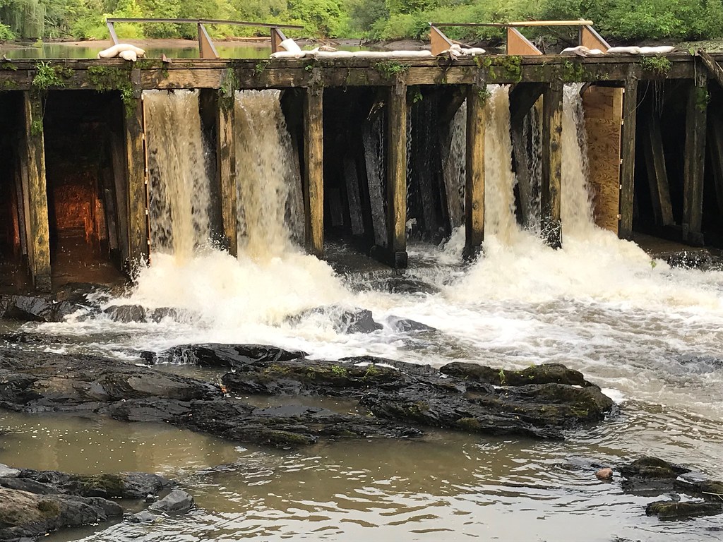 Troy, N.Y. Mount Ida Dam. Poestenkill Creek bilfazjr Flickr