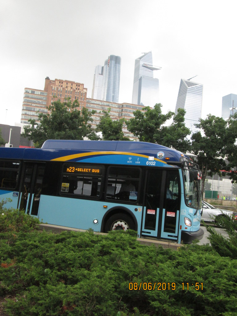 M23 Bus AviationMetalSmith Flickr