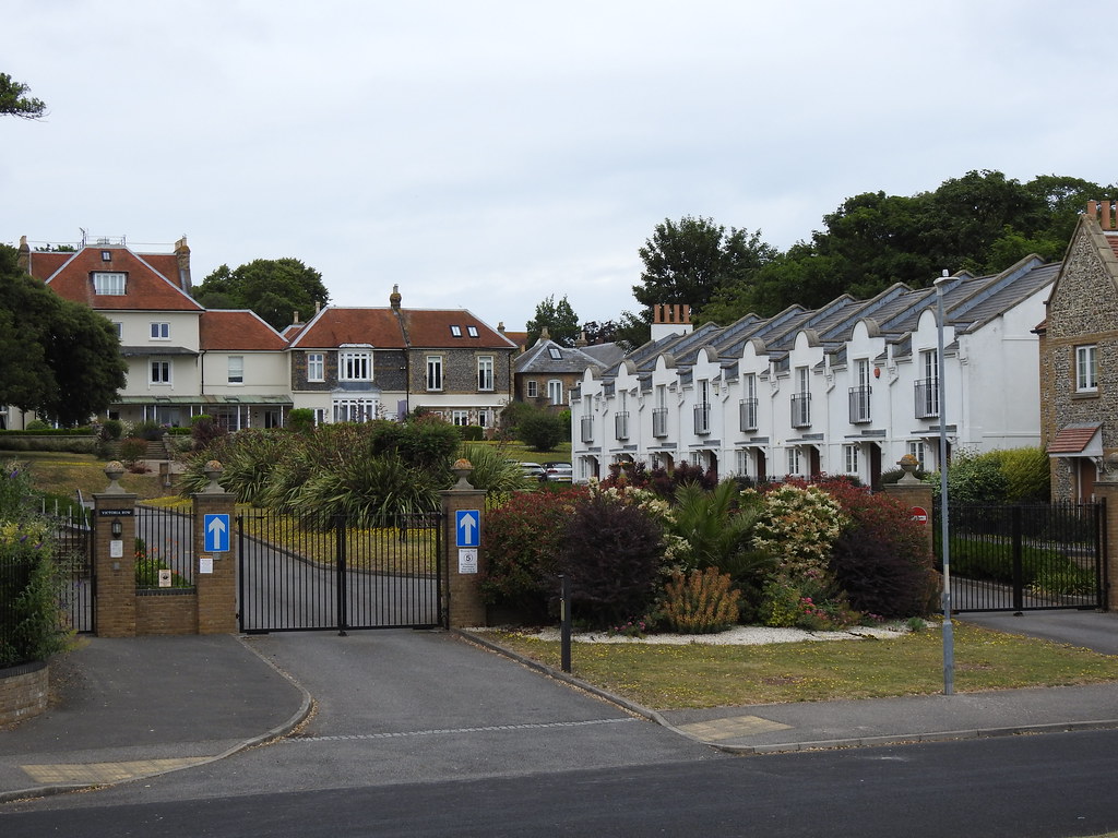 Victoria Row, Ramsgate A gated community by the Esplanade,… Flickr