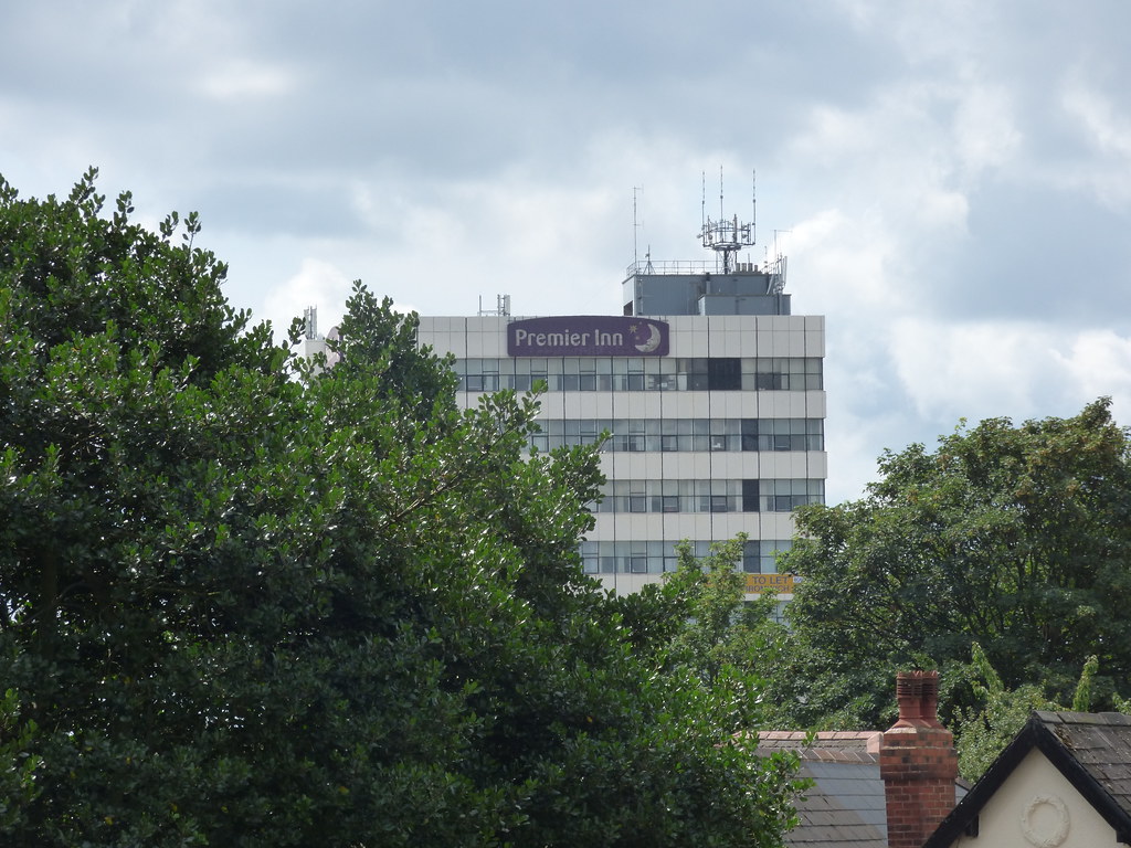 Dartmouth Park, West Bromwich footbridge Premier Inn a photo on