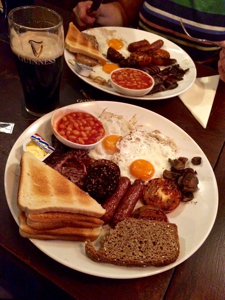 Full Irish Breakfast / Tierney's Irish Pub / Haarlem a photo on