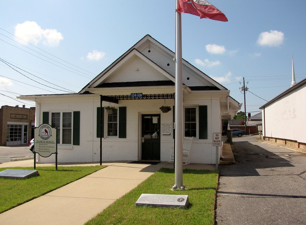 Wadesboro Town Hall a photo on Flickriver