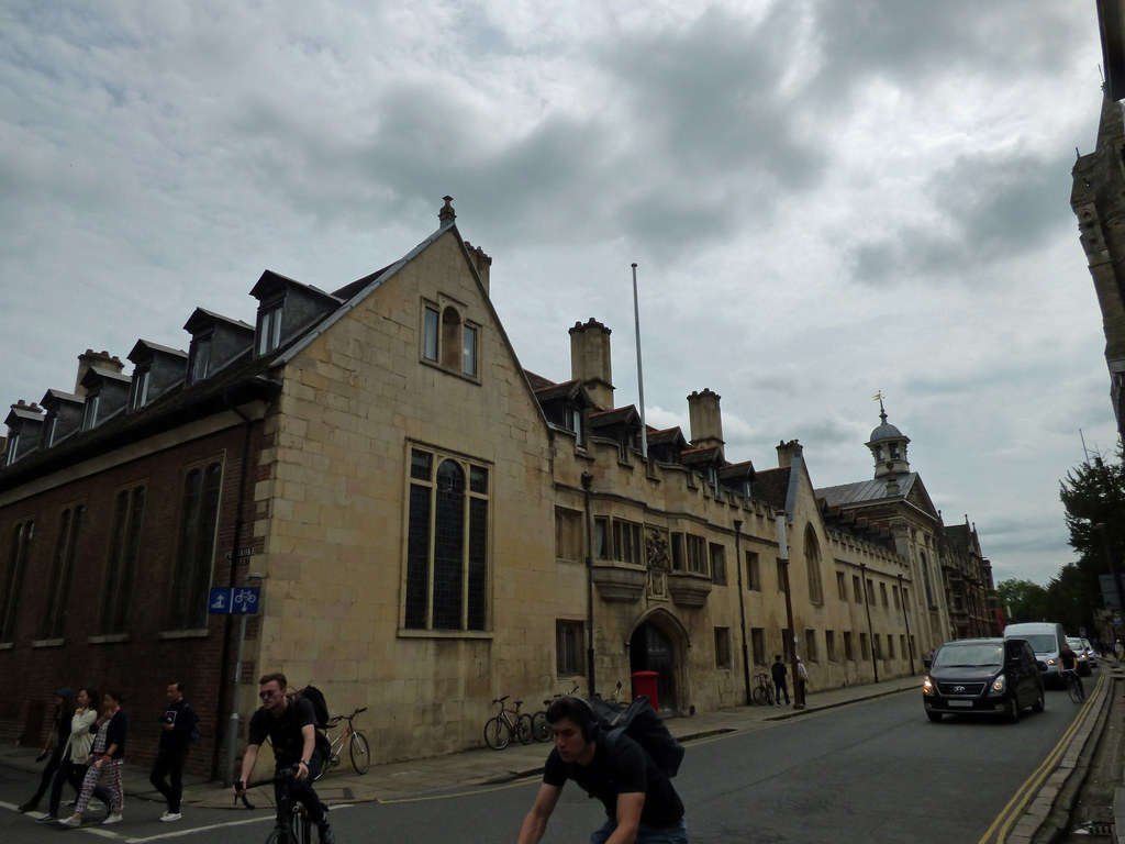 Pembroke College Trumpington Street, Cambridge A look ar… Flickr