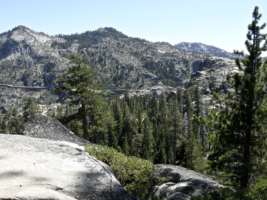 Looking 165º toward China wall on trail going down L108027… Flickr