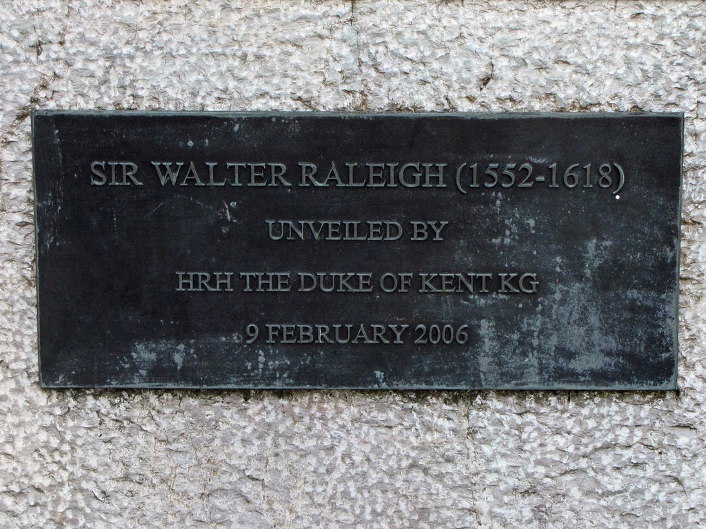 East Budleigh Raleigh, Sir Walter (Statue) Vicarage Roa… Flickr