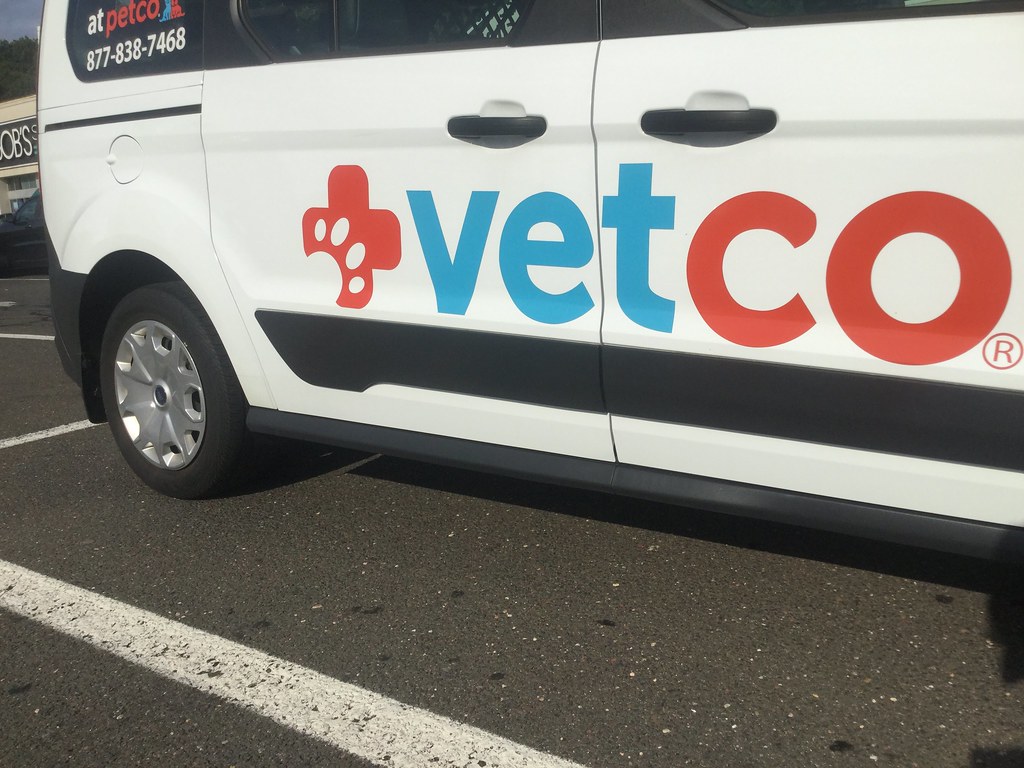 Vetco, Petco, pic by Mike Mozart MikeMozart on Instagram … Flickr