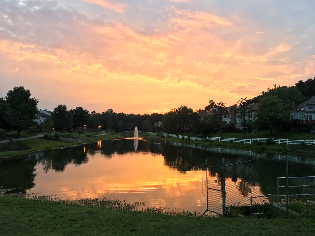 Lake in South Laurel, MD, peace and serenity at dusk! Flickr