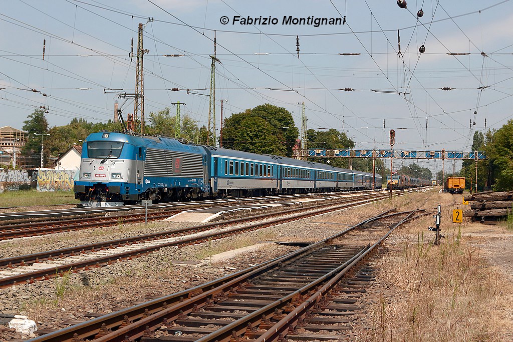 CD 380.019 Treno Eurocity "Metropolitan" da Praga per Buda… Flickr