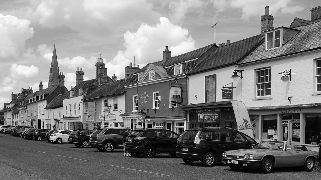 The High Street, Kimbolton Taken during 2019 CTC Birthday … Flickr