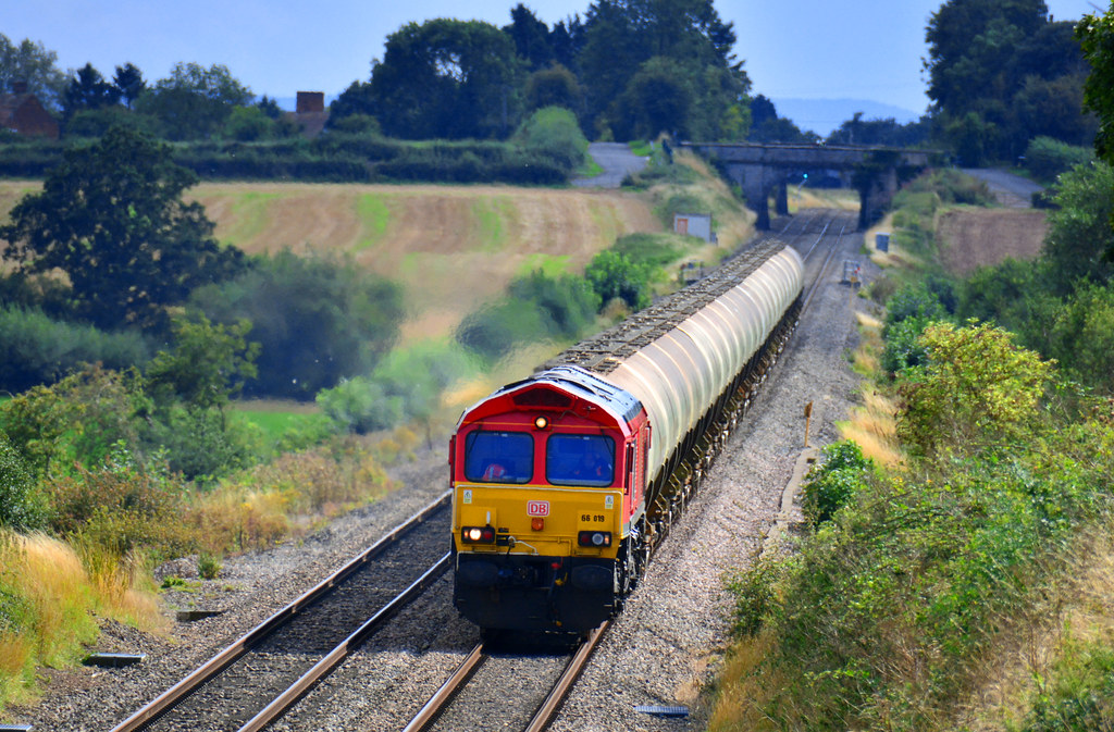 66019 Ravenshill Bridge Crowle Worcs { 1407 Westerleigh Pu… Flickr