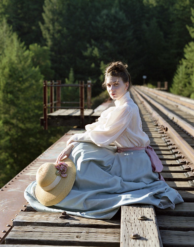 Victorian Fae016 | Model: Muirina Fae Pentax 6x7. Fuji Pro40… | Flickr