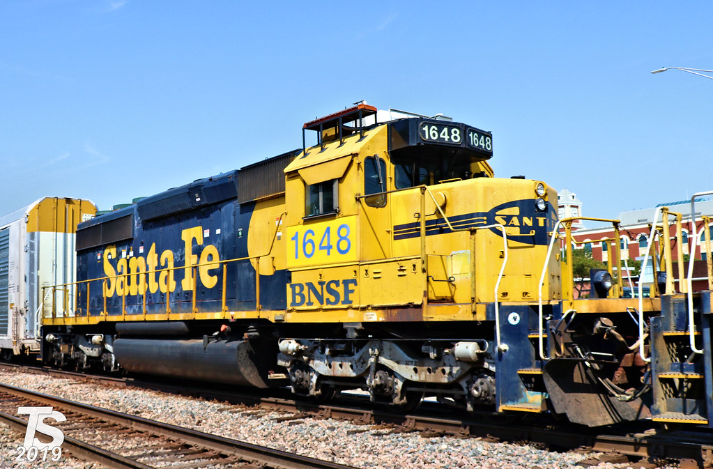 BNSF 1648 (SD402) Burlington Northern Santa Fe 7149(ES44C… Flickr