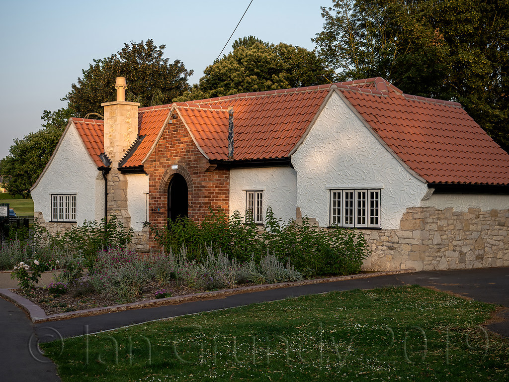 Grantham 3726 Wyndham Park, Grantham. Created between 1912… Flickr