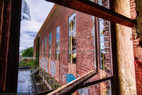 Charleroi Urbex Piscine Solvay 5 exposures processed