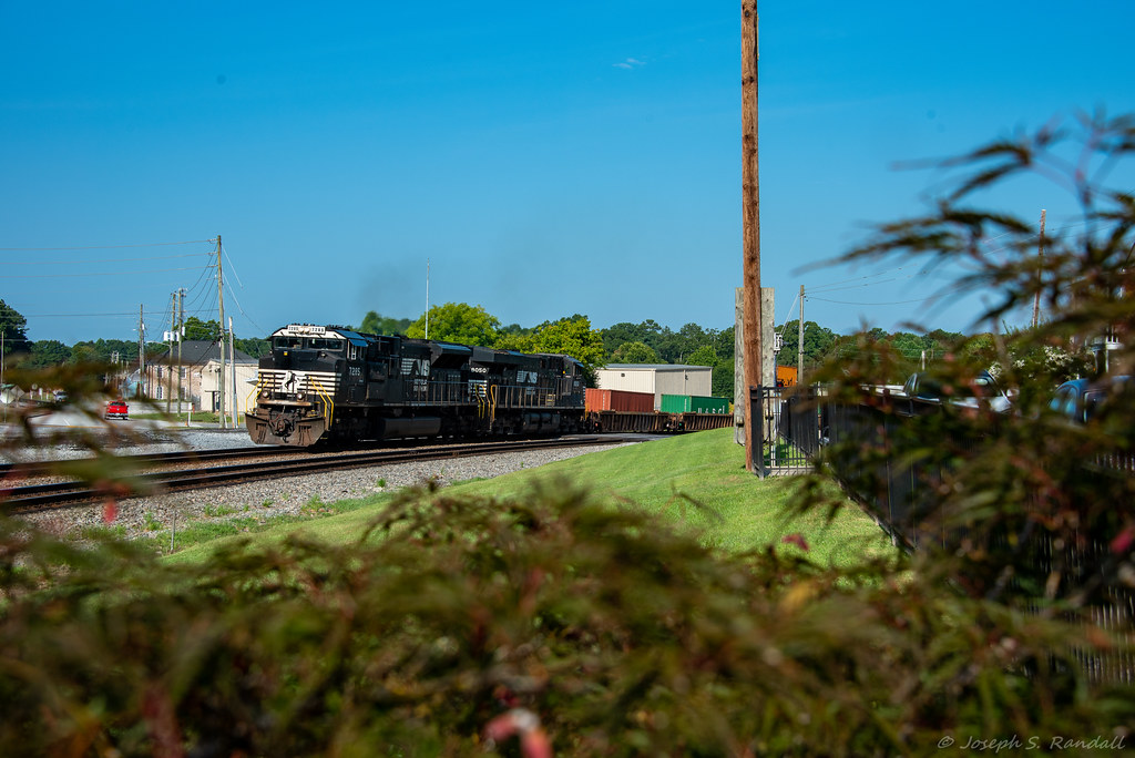 223 NS train 223, a Kansas City, MO to Atlanta, GA intermo… Flickr