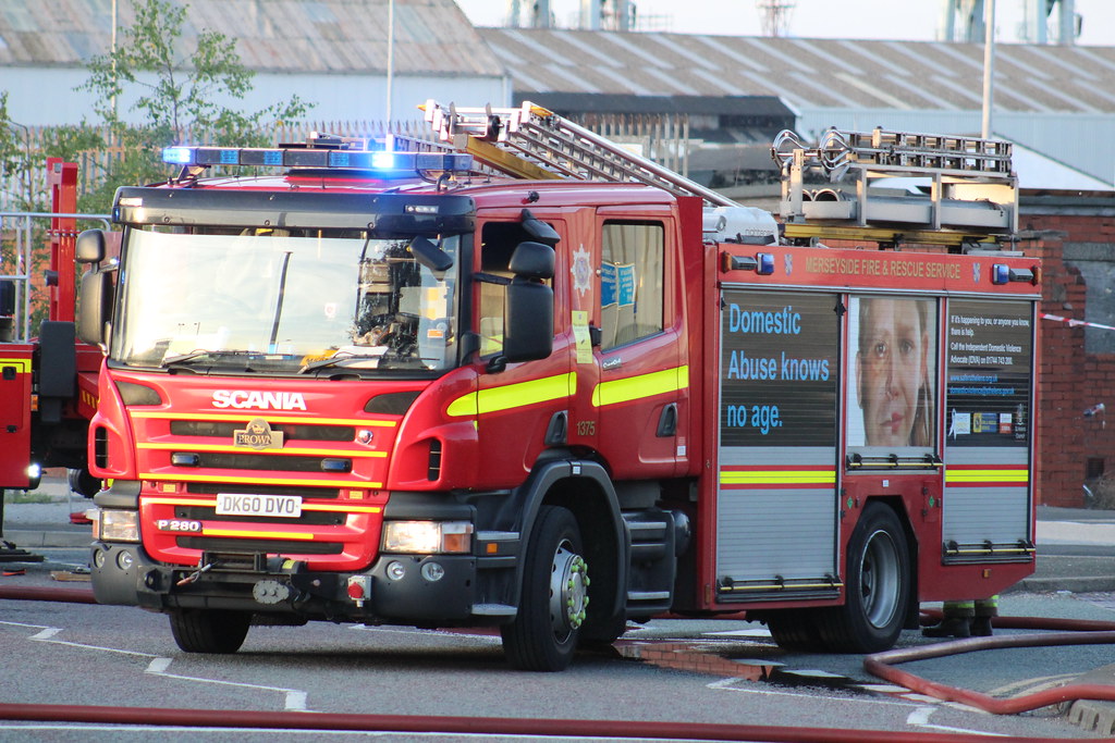 DK60DVO Merseyside Fire & Rescue Service Station St Helen… Flickr