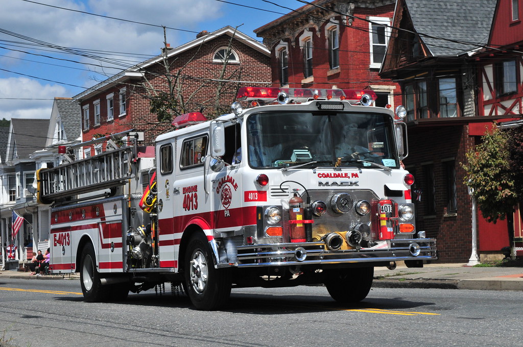 Coaldale Volunteer Fire Company No. 1 Engine 4013 1979 Mac… Flickr
