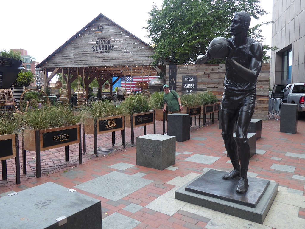 J between Bill Russell and Boston Seasons City Hall Plaza … Flickr