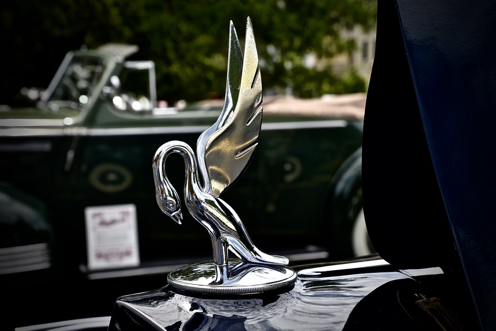 Cormorant bird hood ornament 1947 Packard Custom Super 8 Geneva