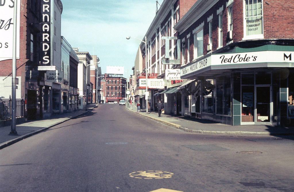 Essex Street, 1968 Essex Street Salem, Massachusetts Photo… Flickr