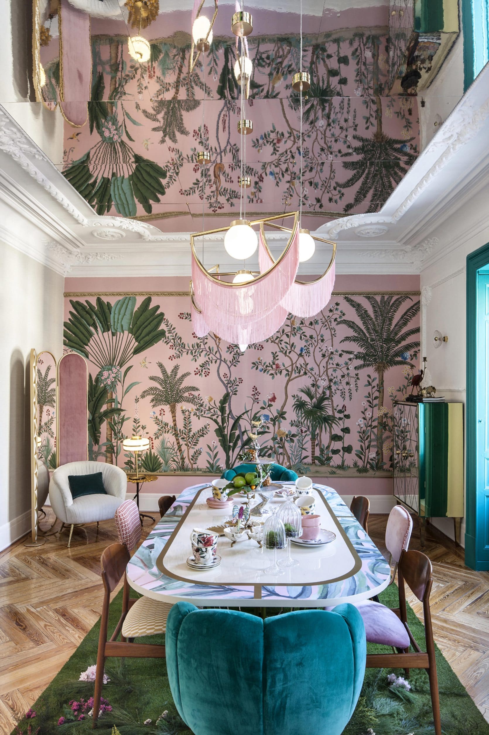 20 Photos That Will Prove Decorating with Pink and Green is the Next