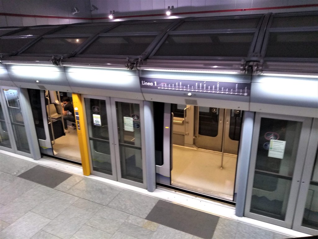 Torino Lingotto Metro Station Turin has a driverless metr… Flickr