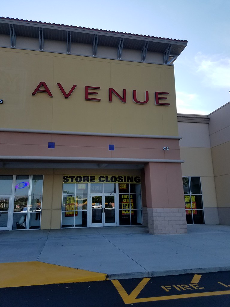 Avenue Store Closing (Fort Myers, FL) Mason Mcfelia Flickr