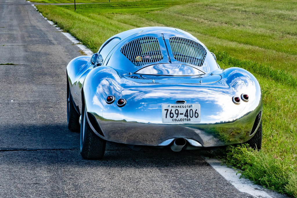 Chris Runge's Veleno on Jay Lenos Garage.