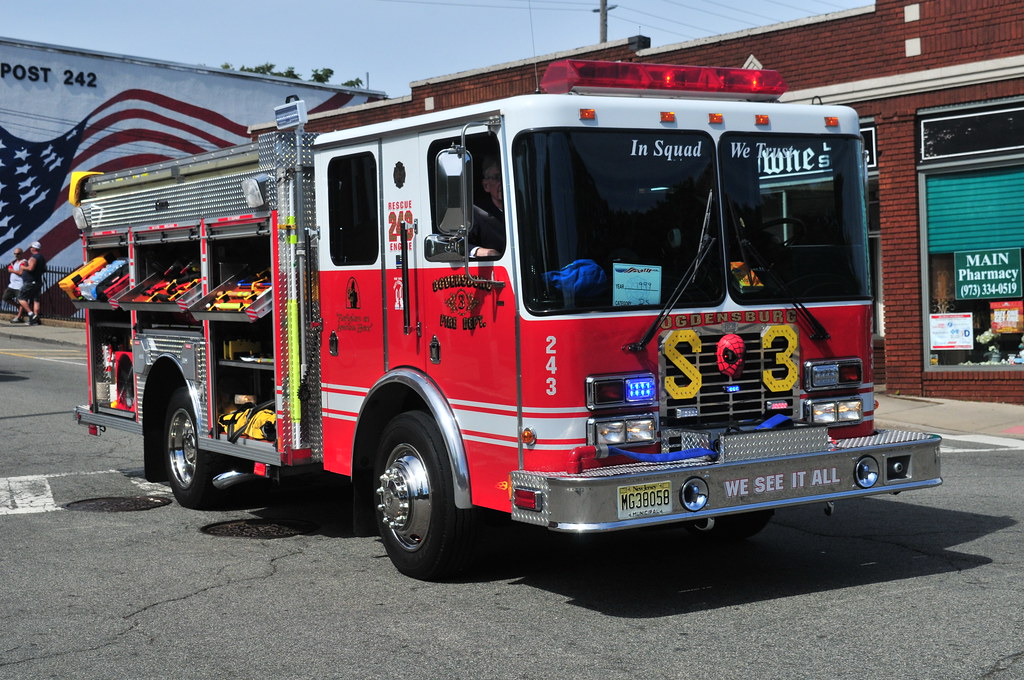 Ogdensburg Fire Department Squad 243 1999 HME/Central Stat… Flickr