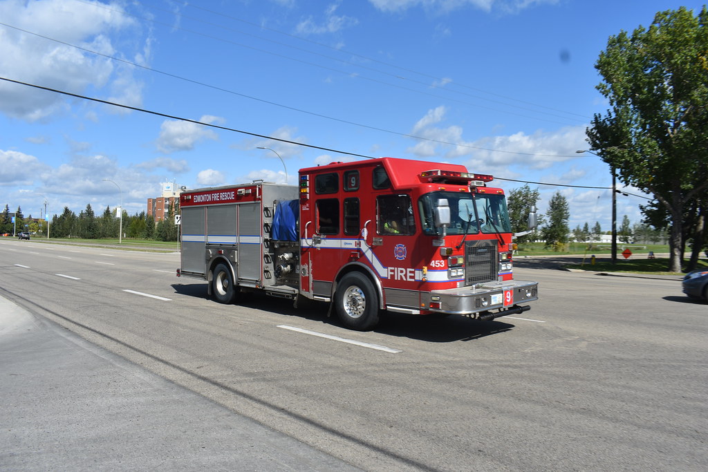 Edmonton Fire Rescue Service Engine 9 Western Canada Emergency